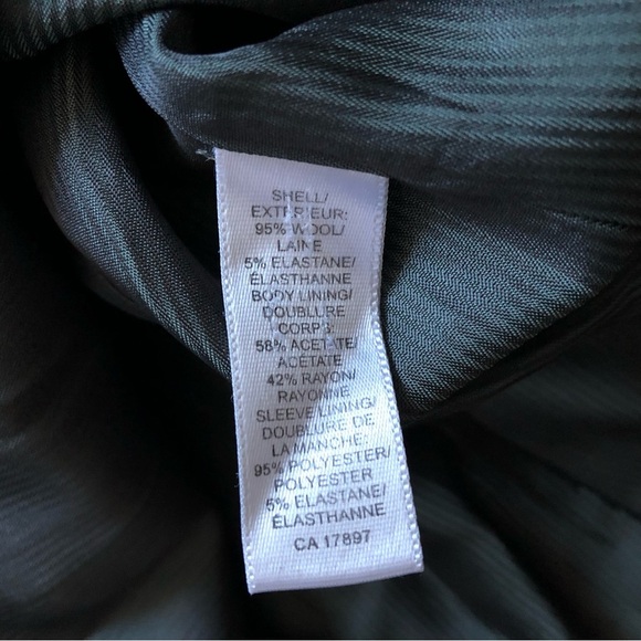 Banana Republic Classic Wool Blend Stretch Blazer in Black Size 4 - Picture 12 of 15